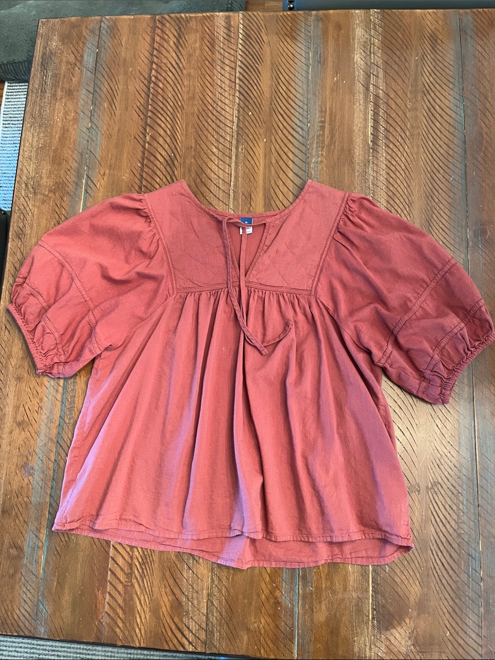 Old Navy Rust Red Tie-Neck Peasant Top